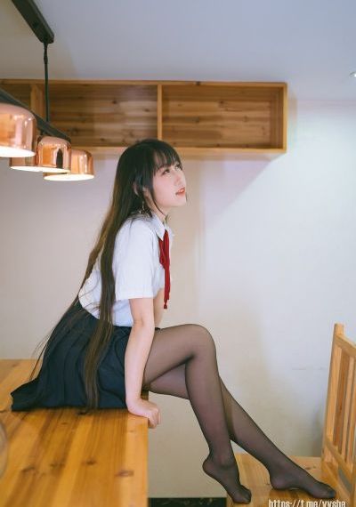 年轻女教师2在线观看_HD全集免费观看